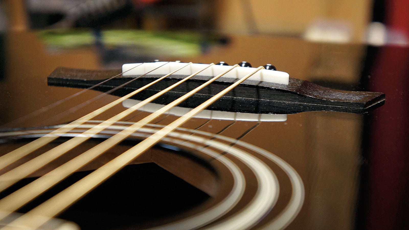 What Is The Proper String Height For An Acoustic Guitar
