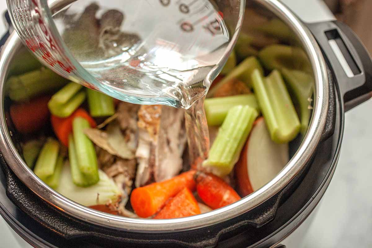 What Setting On An Electric Pressure Cooker Can Make Chicken Stock
