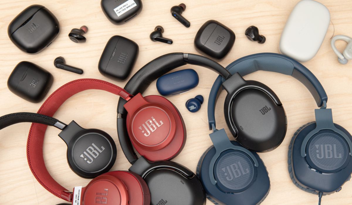 which-jbl-over-ear-headphones-can-i-use-to-listen-to-tv