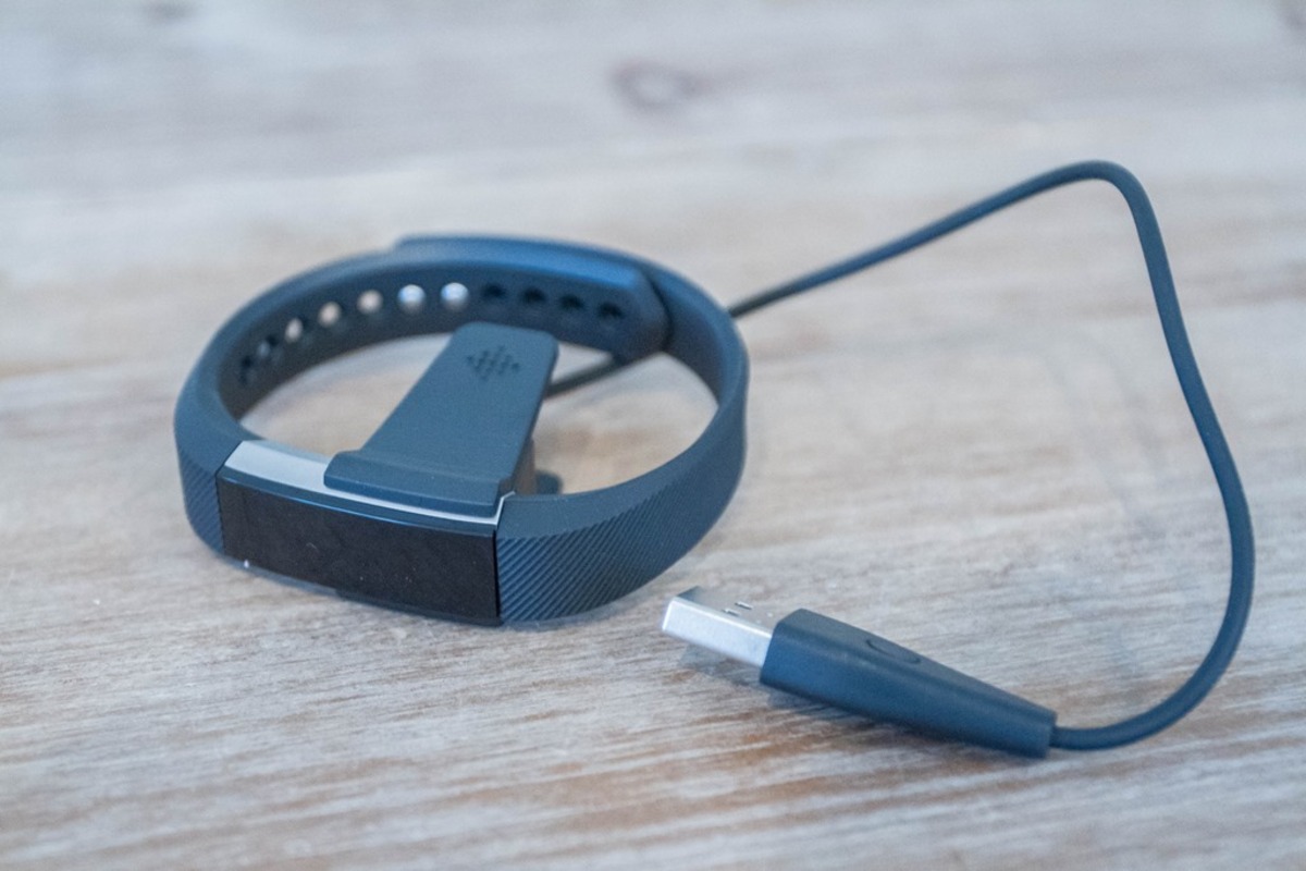 Alta Charging Time: Estimating How Long It Takes To Charge Fitbit Alta