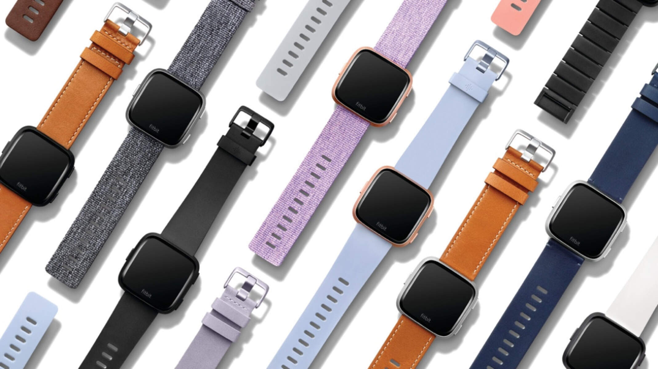 band-beauty-putting-on-the-band-for-your-fitbit-versa