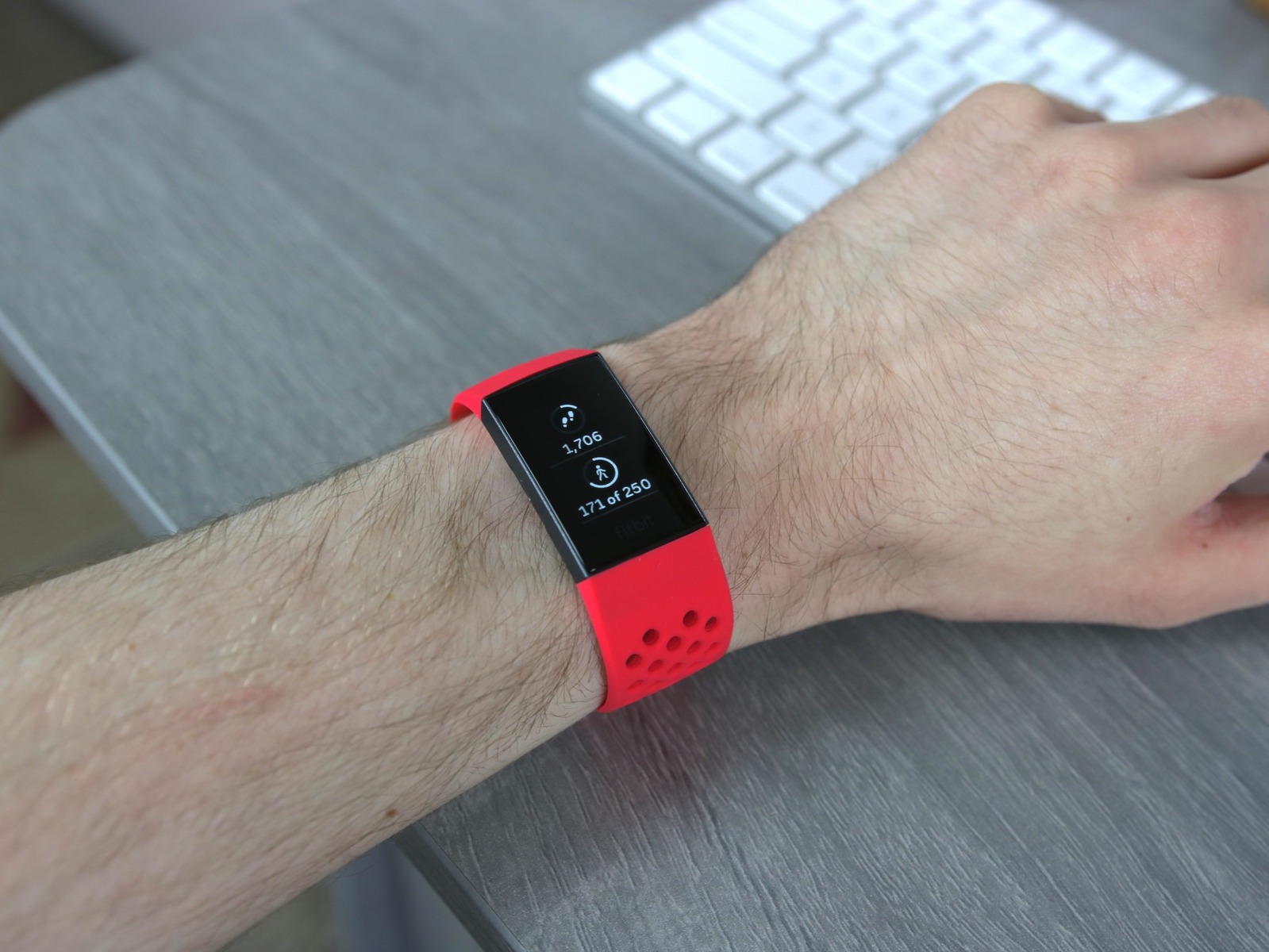 Band Replacement: Swapping The Band On Fitbit Charge