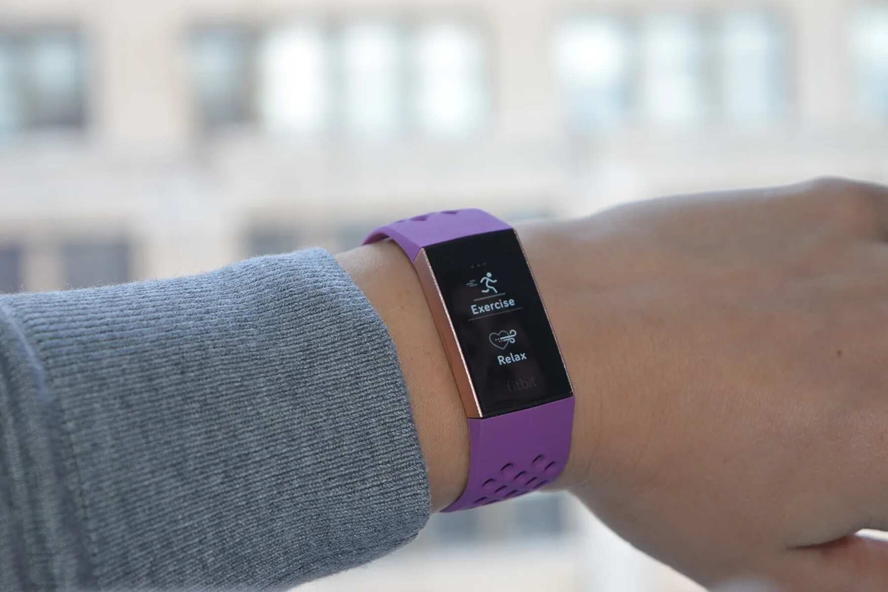 Black Screen Fix: Resetting Fitbit Charge 3 In Easy Steps