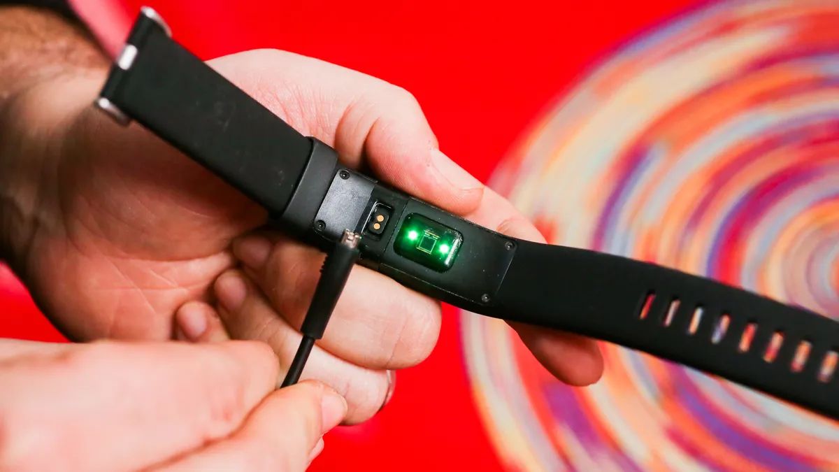 charge-hr-full-charge-indicators-for-knowing-when-your-fitbit-charge-hr-is-fully-charged
