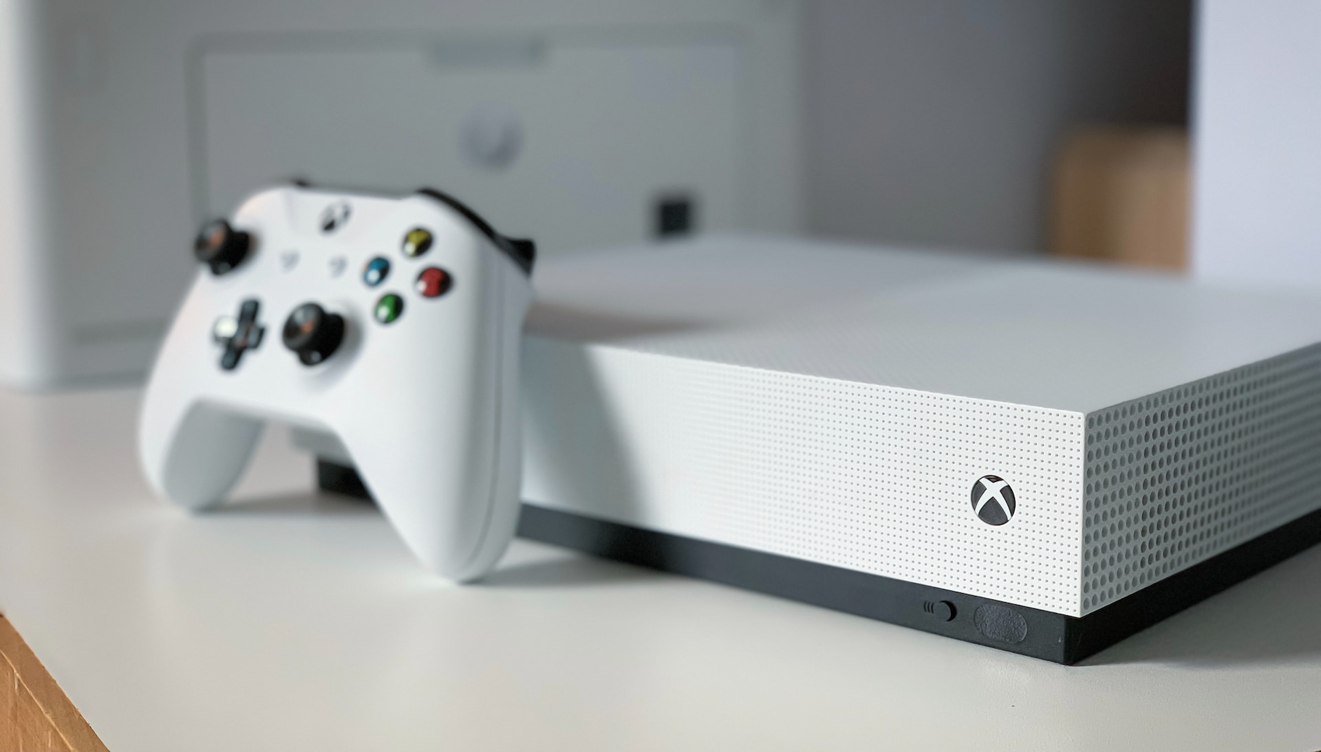 Communication Hacks: Talking On Xbox One Without A Headset