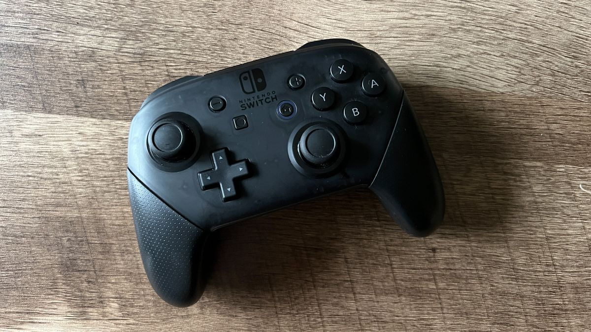 Console Settings: Disabling Blue Light On The Switch Pro Controller