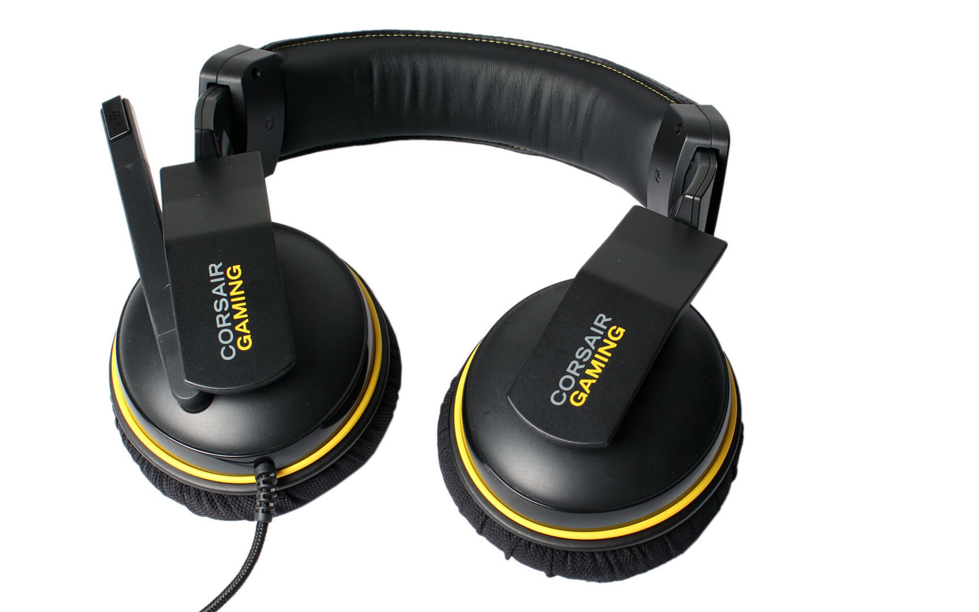 Corsair Gaming H1500 Dolby® 7.1 Gaming Headset Acts Up When I Change The Volume Off My Keyboard
