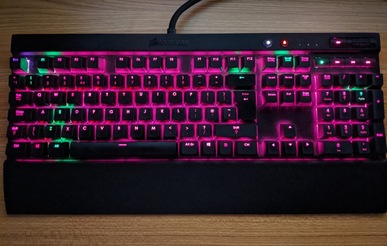 Corsair Gaming Keyboard K70 LUX: How To Change Colors
