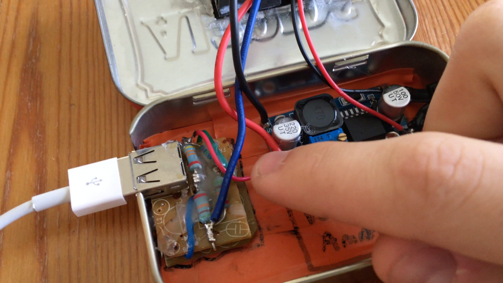 Crafting A Portable Power Solution: DIY Altoids USB Charger Guide