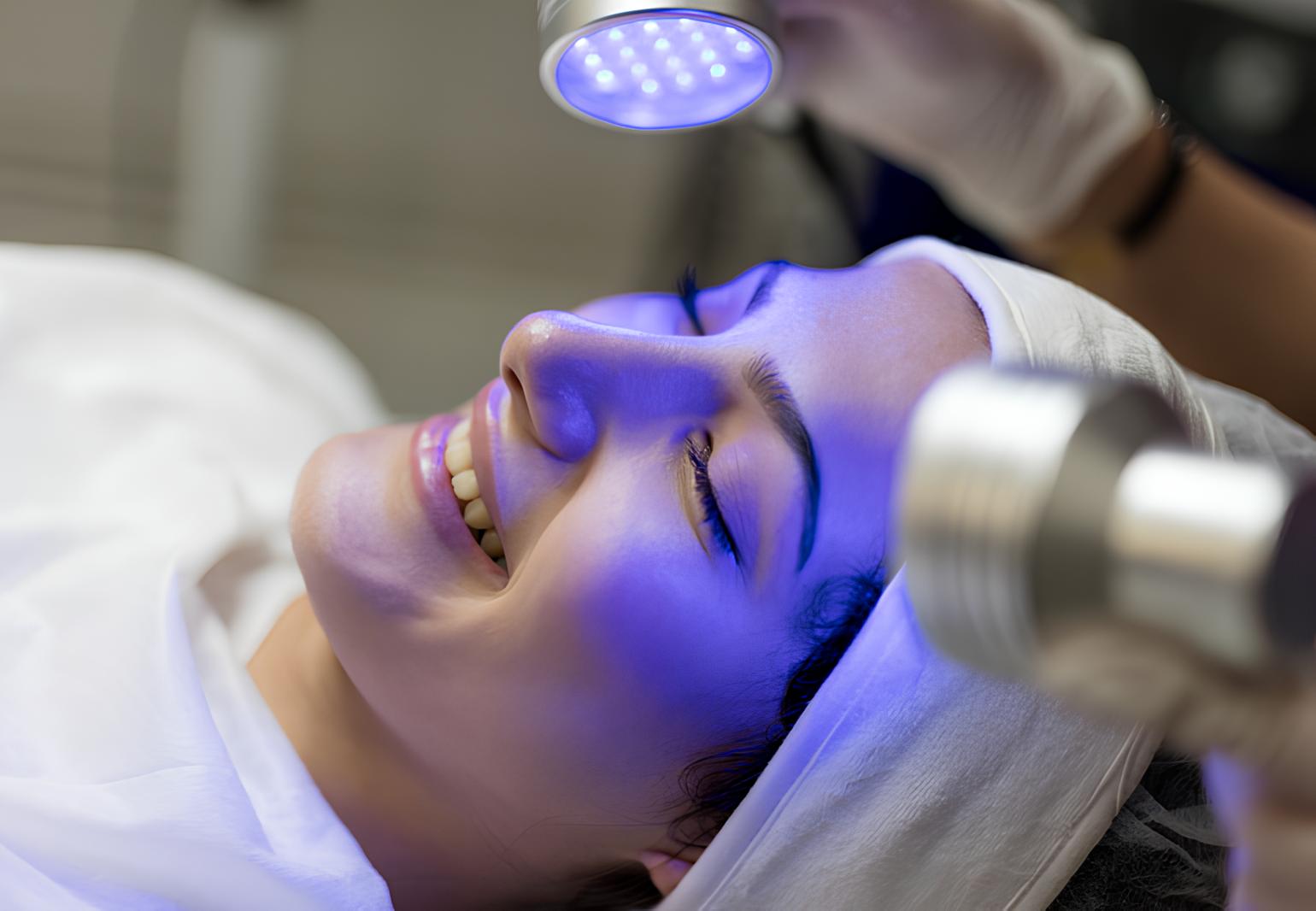 Dermatological Approaches: Understanding Blue Light Treatment In Dermatology