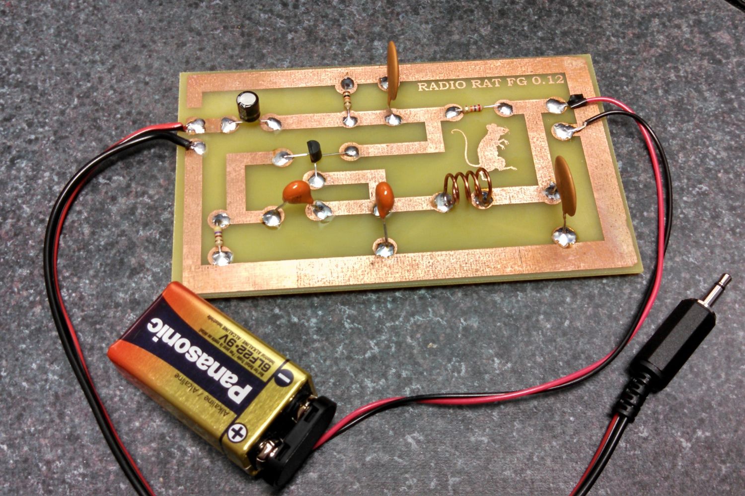 diy-broadcasting-crafting-your-own-fm-transmitter-with-simple-steps