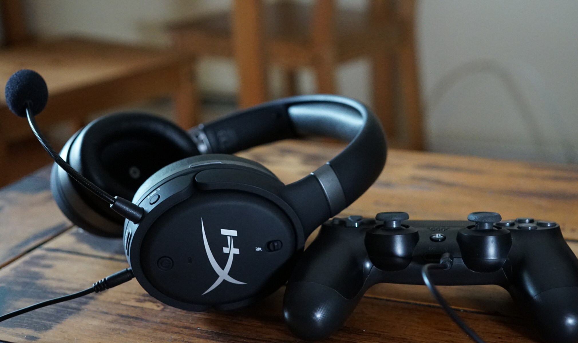 How Is The HuHD 2.4 GHz Wireless Gaming Headset For PS4?