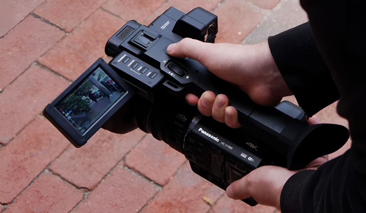 How To Adjust Zooming Speed On Panasonic Camcorder