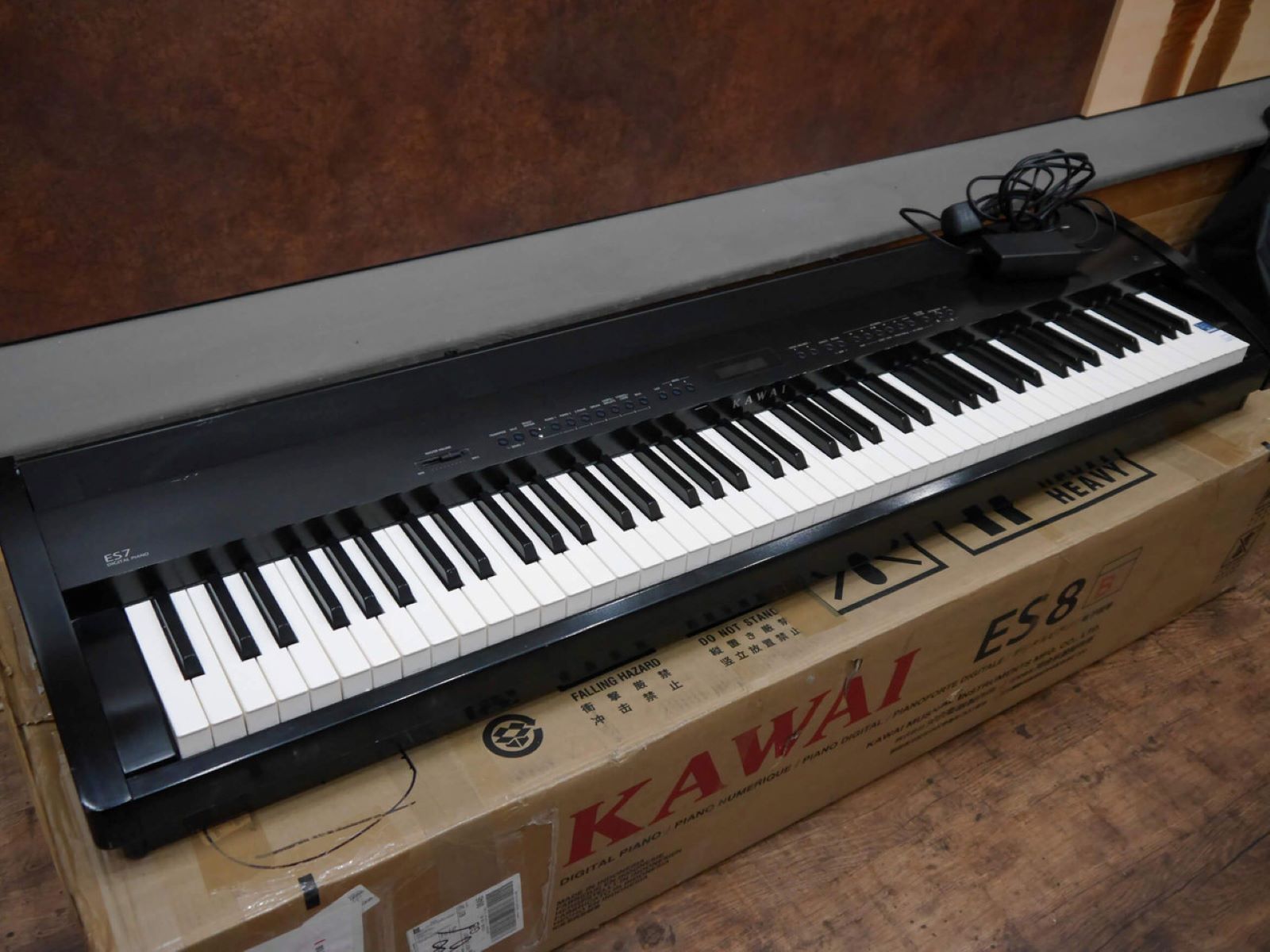 How To Assemble A Kawai ES7 Digital Piano