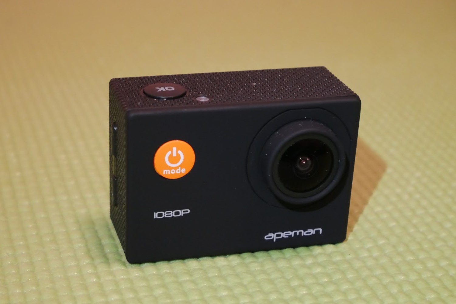 How To Attach An Action Camera Model: A66 Apeman To A Gun