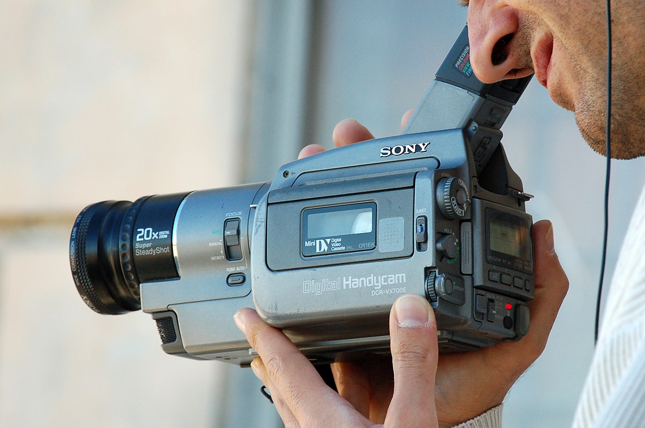 How To Capture Video From MiniDV Camcorder