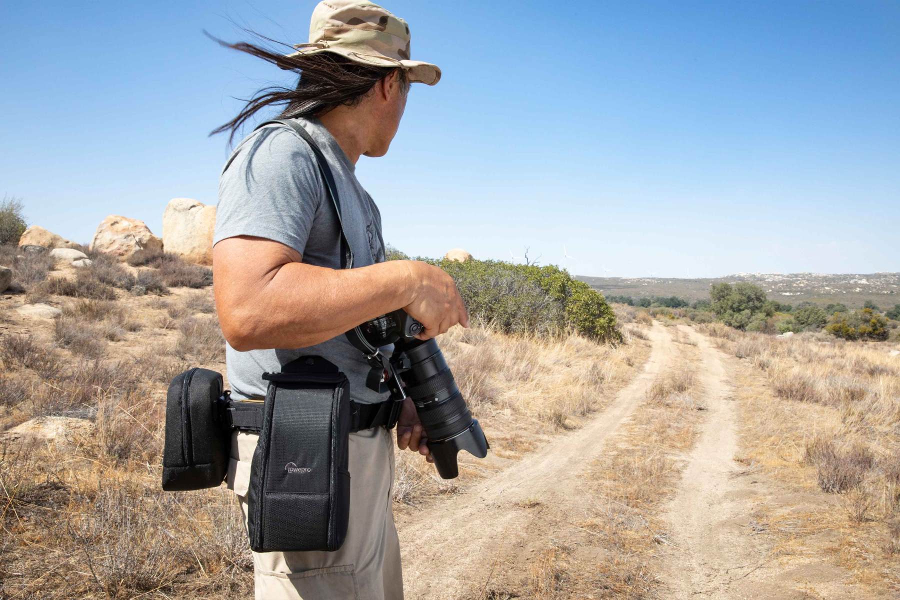How To Carry Camera With Long Lens At Luca Barrow Blog How To Carry Camera With Long Lens At Luca Barrow Blog