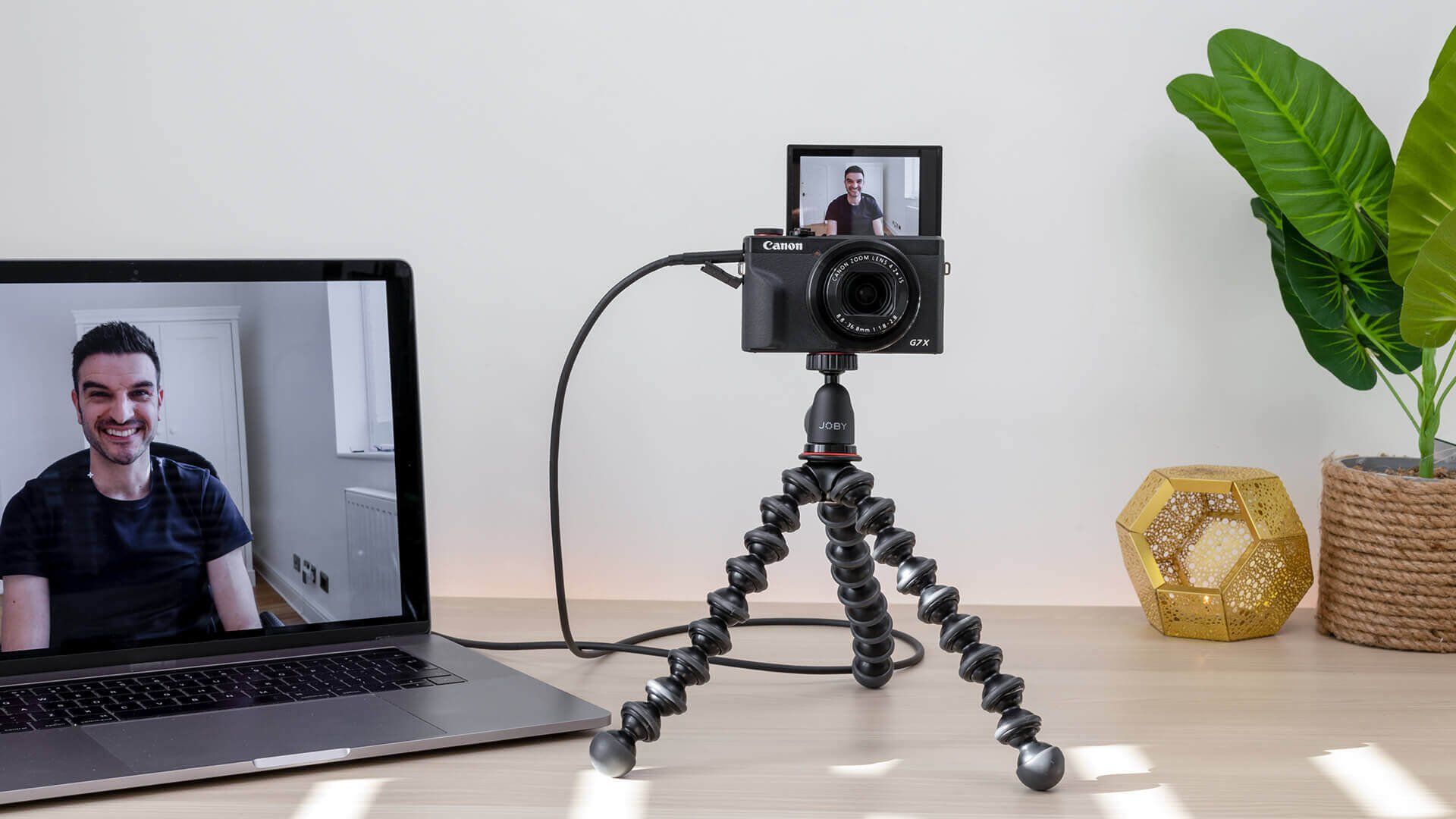 How To Connect A DSLR Camera As A Webcam