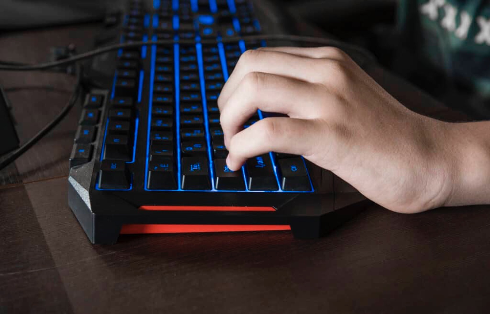 How To Position Your Fingers On A Gaming Keyboard
