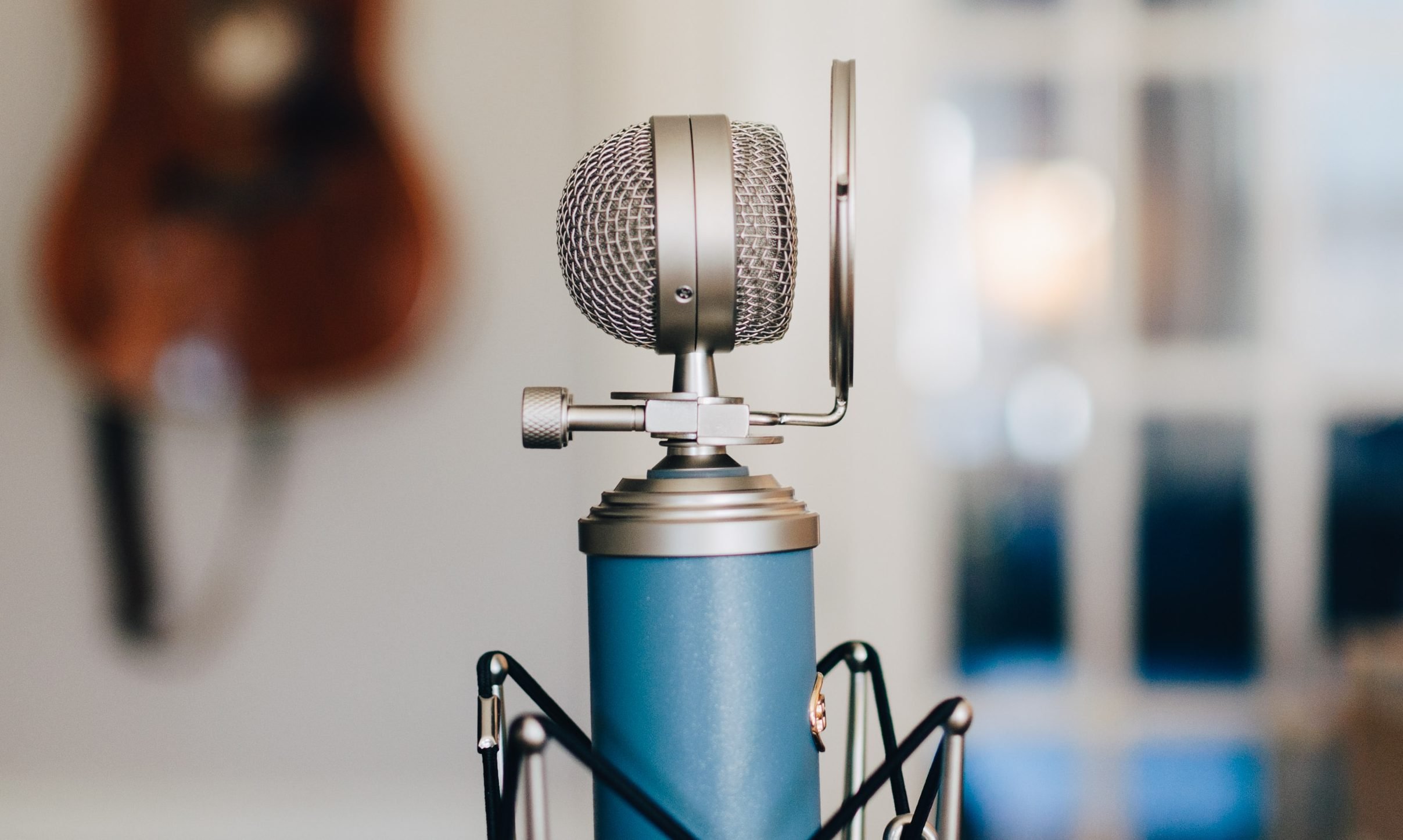 How To Set Up A Professional Condenser Microphone