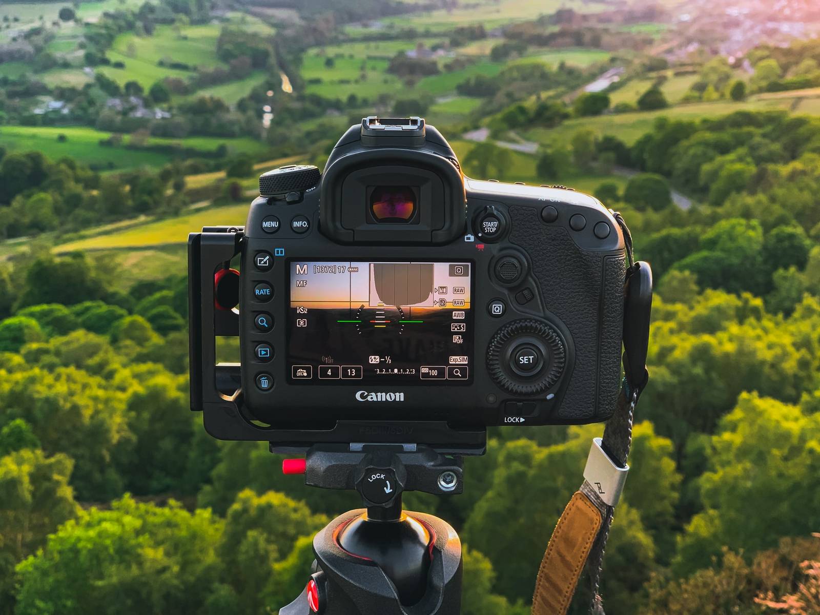 How To Take Good Videos With A DSLR Camera