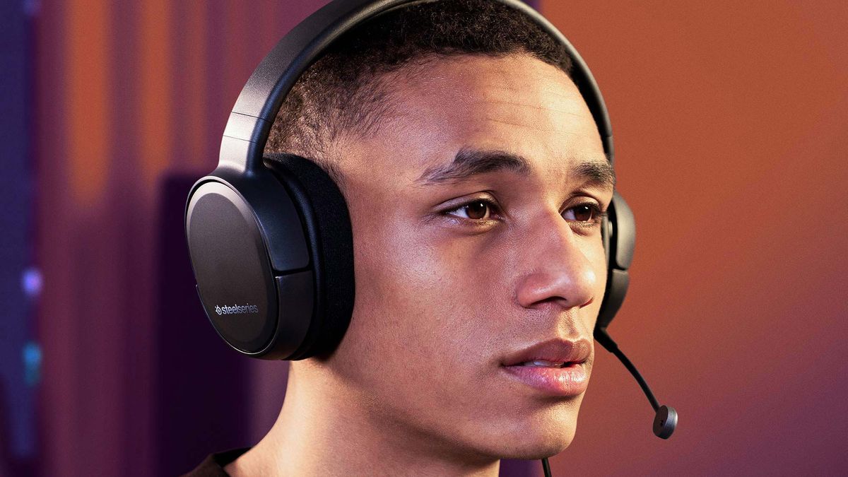 How To Use A Gaming Headset And Mic