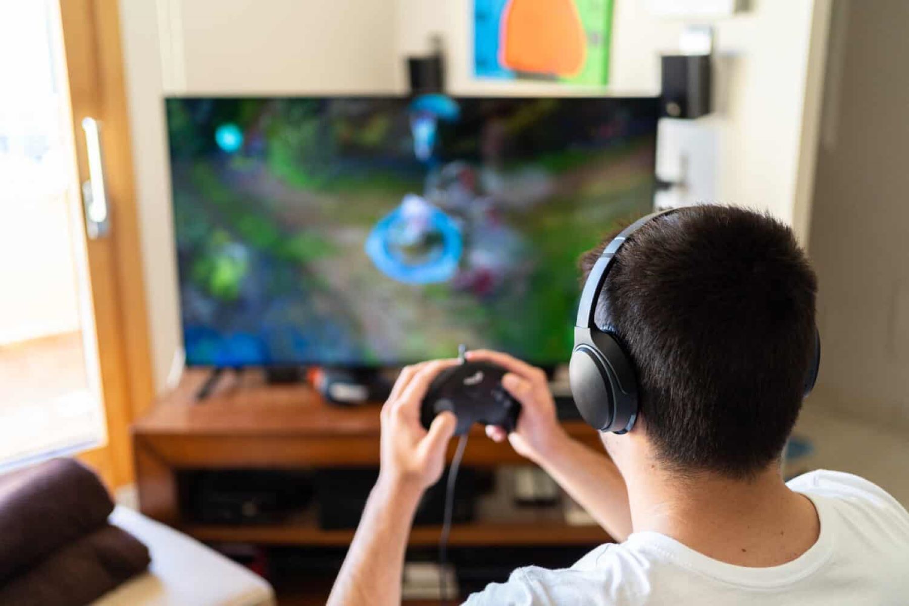How To Use A Gaming Headset With TV