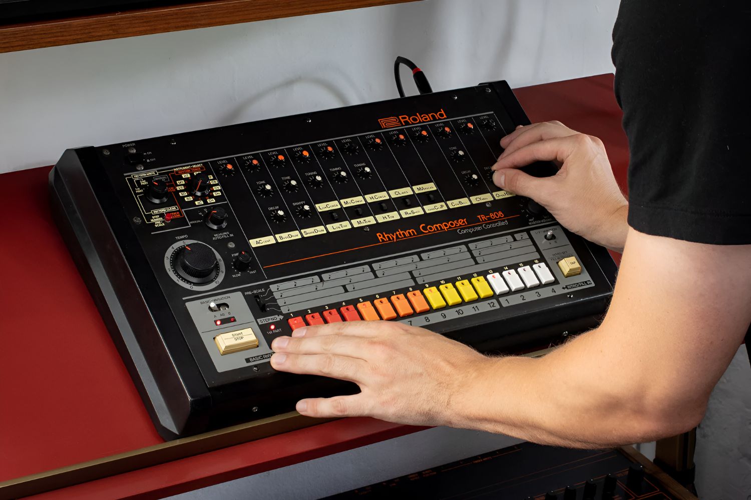 How To Use An 808 Drum Machine