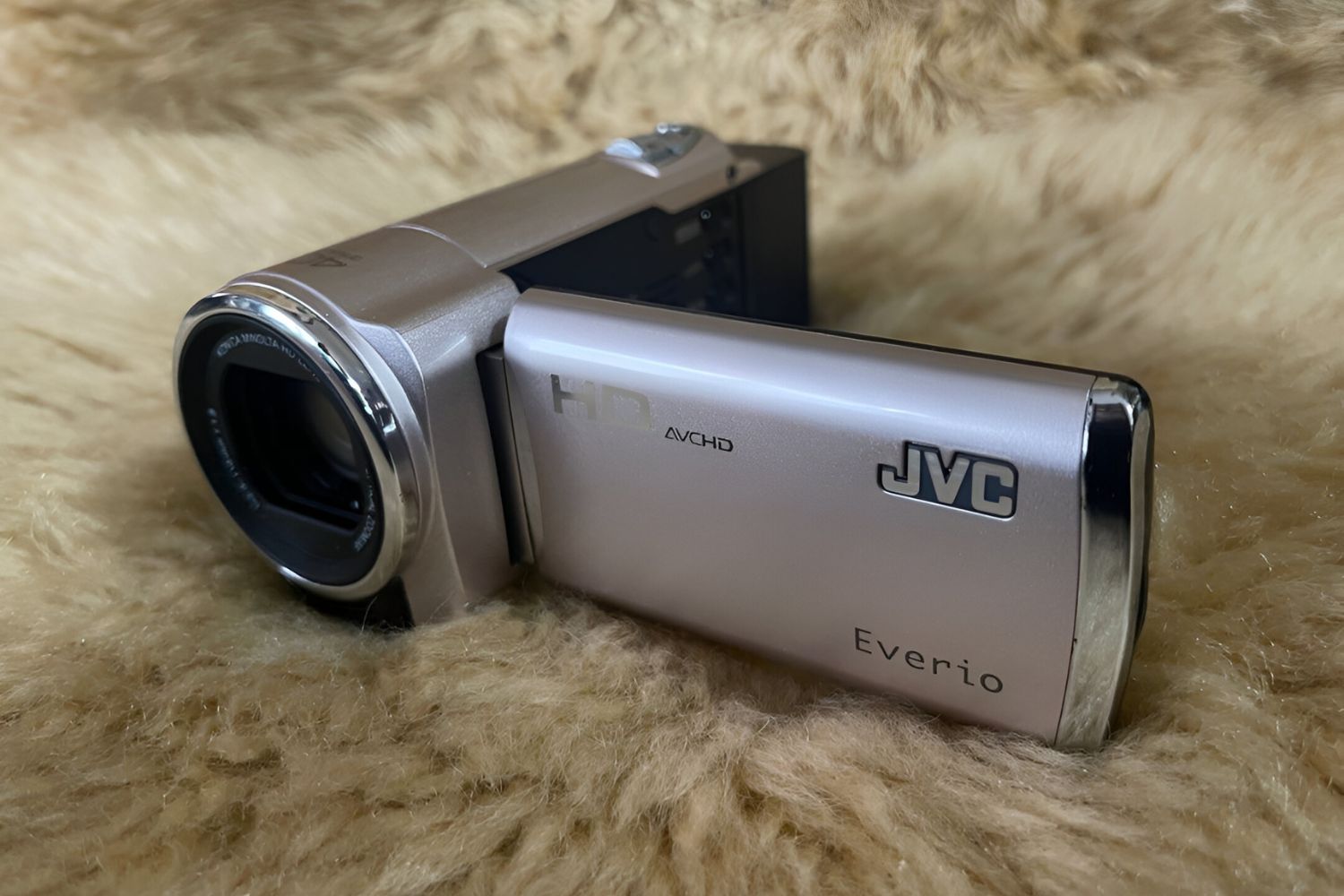 How To Use JVC Camcorder