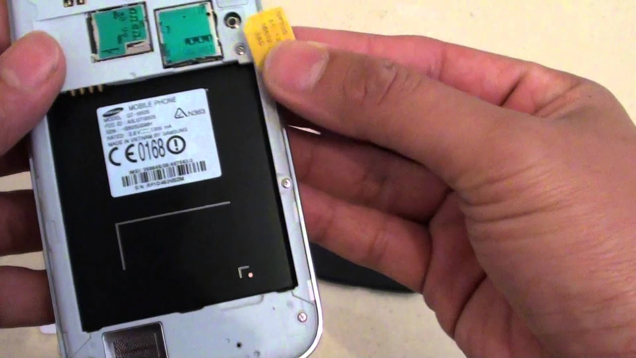 Inserting SIM Card In Galaxy S4: A Tutorial