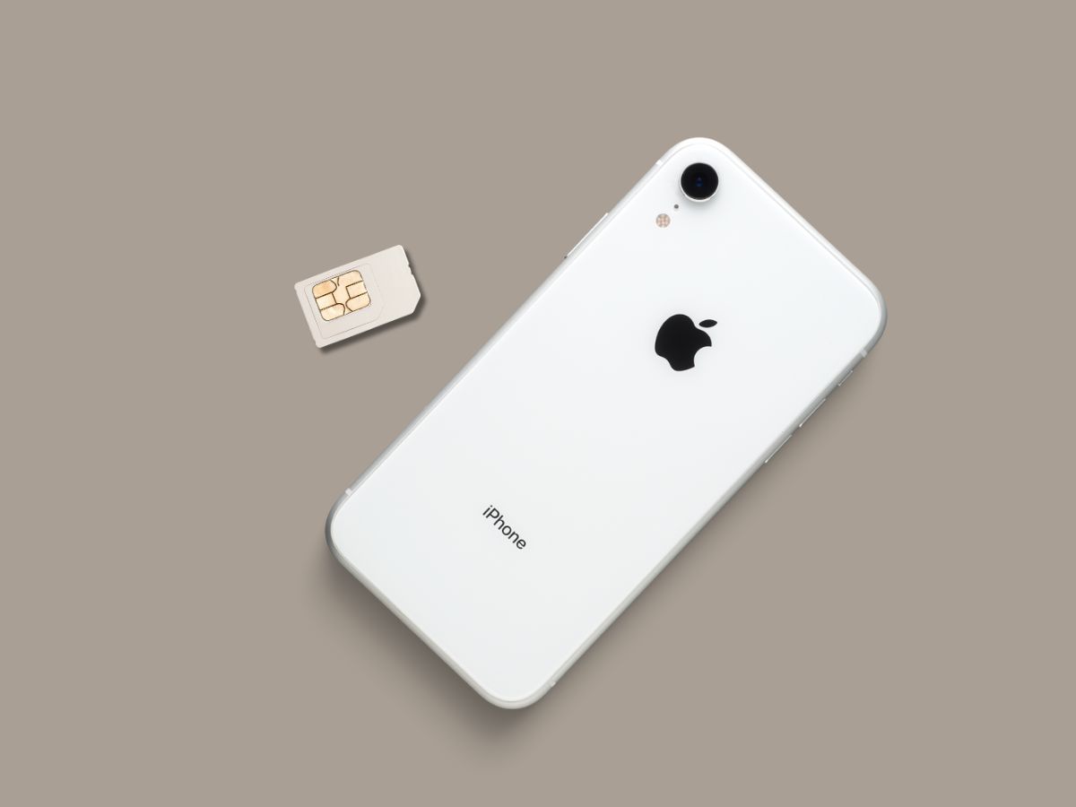 Installing AT&T SIM Card In IPhone: A Tutorial