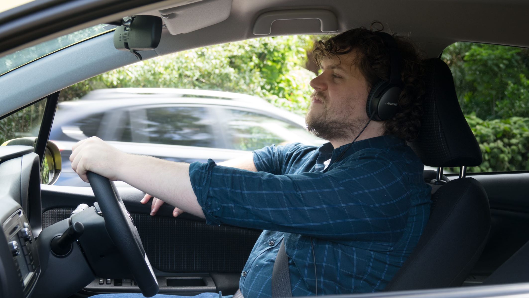 legal-driving-and-headsets-understanding-the-rules