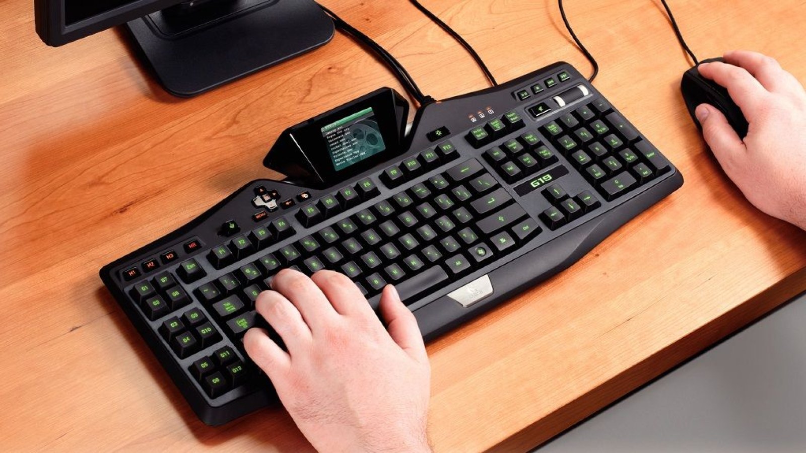 Logitech G19S Gaming Keyboard: How To Set Up