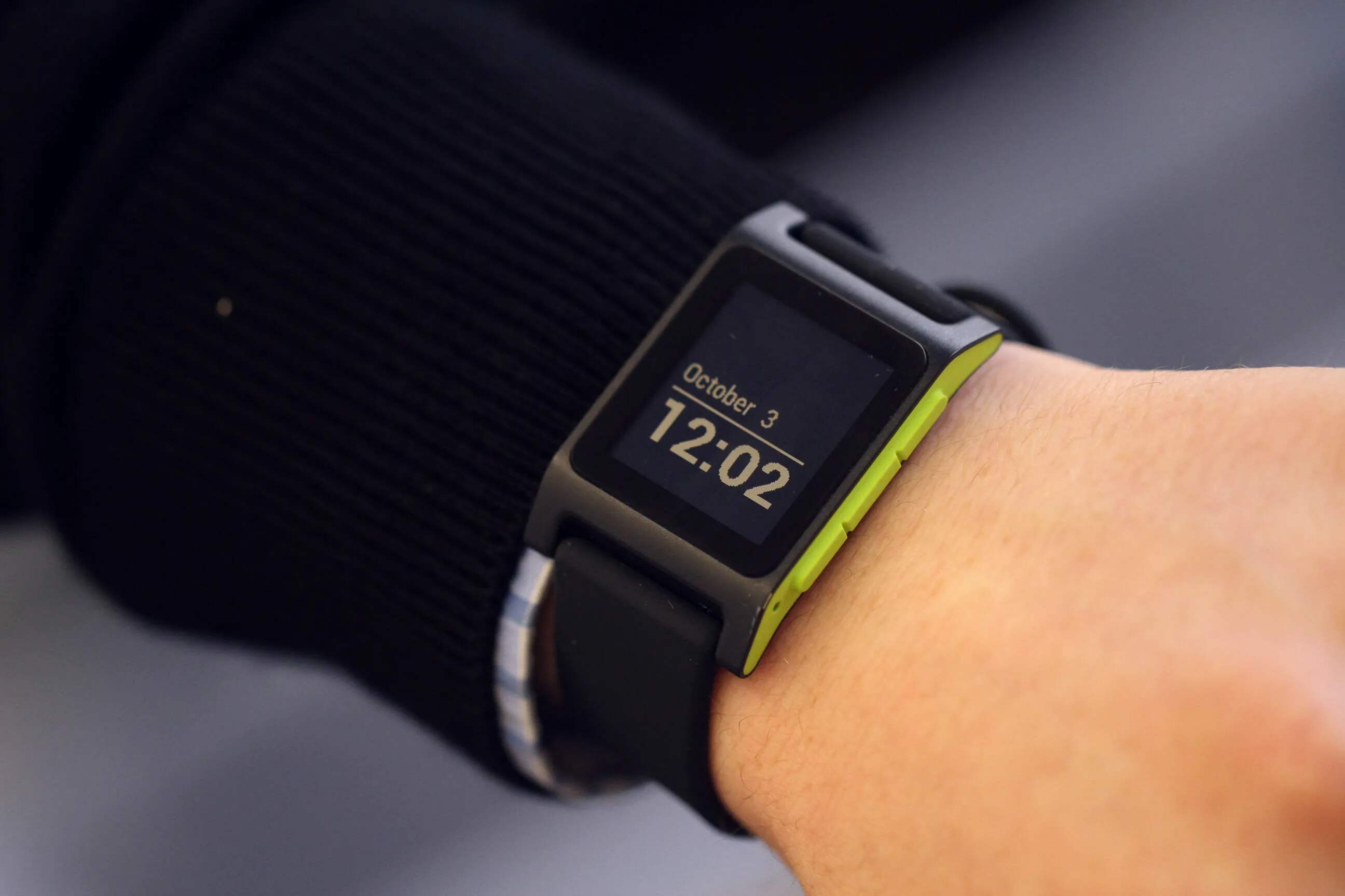 Pebble Purpose: Understanding The Function Of The Fitbit Pebble