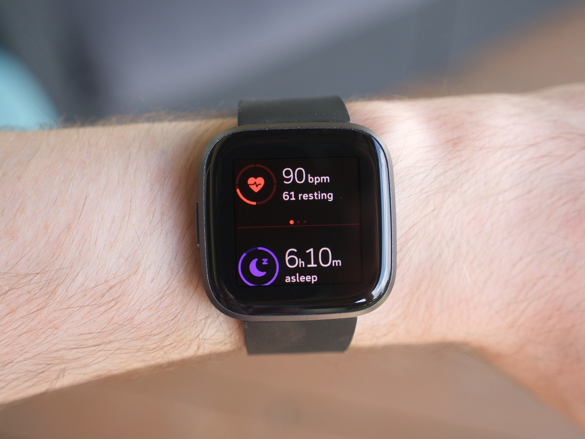 personalizing-time-changing-the-clock-face-on-your-fitbit-versa