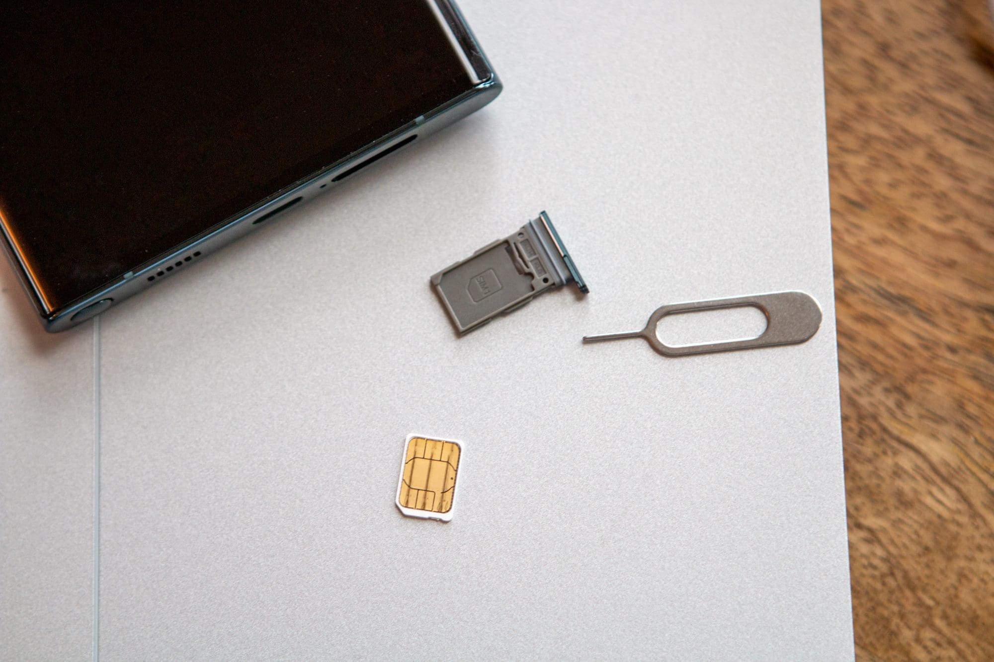 Recognizing Signs Of Water Damage On A SIM Card