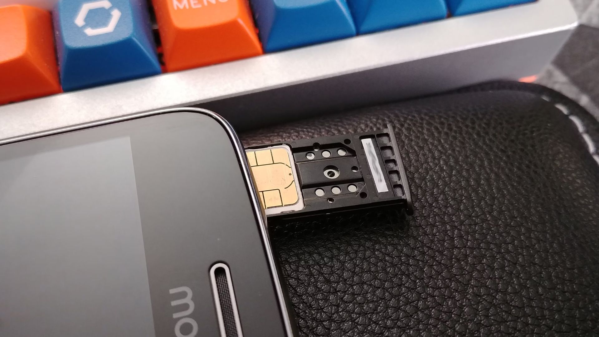 Safely Extracting SIM Card From Moto X
