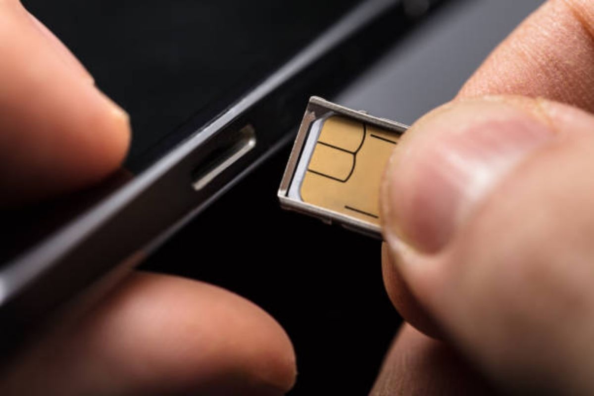 Safely Extracting SIM Card From Samsung: A Comprehensive Guide
