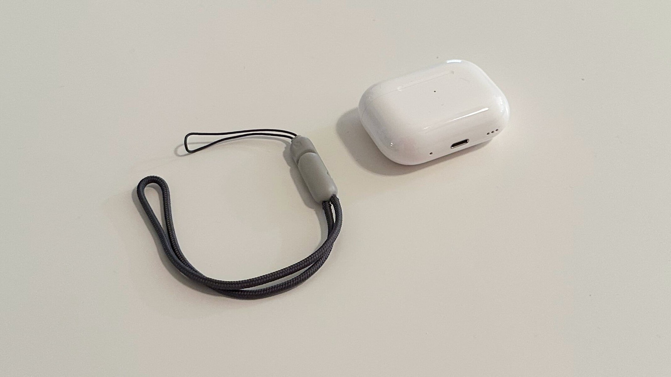 Seamless Connection: Attaching AirPods To Your Lanyard For Convenience