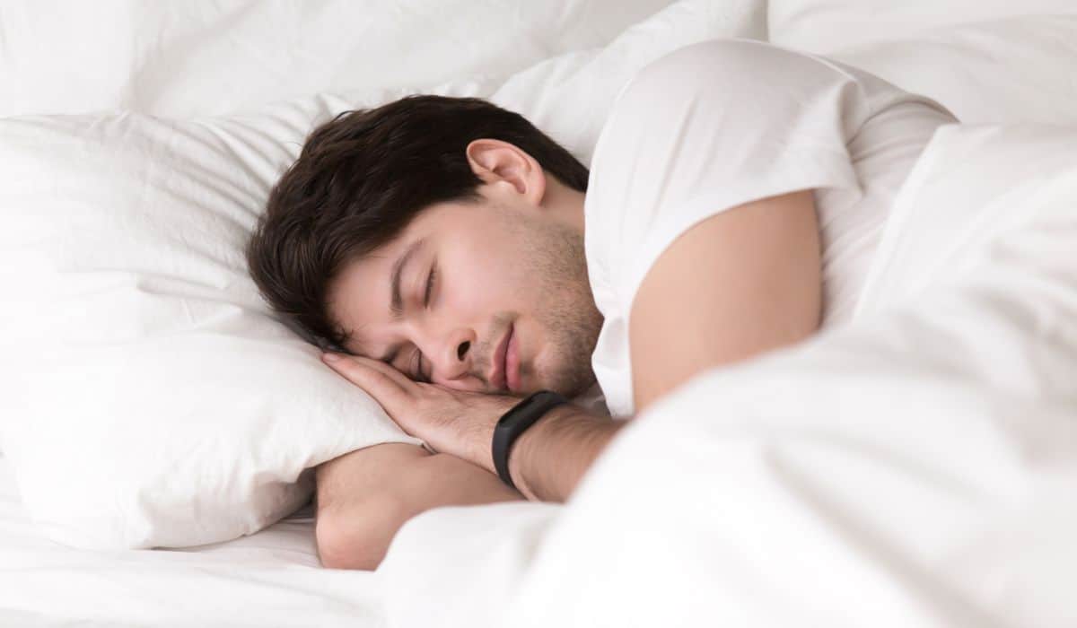 Sleep Insights: Understanding The Meaning Of Light Sleep On Fitbit