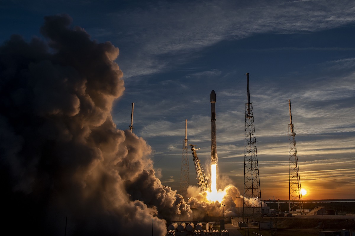 SpaceX Successfully Launches First Batch Of Starlink Satellites For Direct-to-Cell Testing