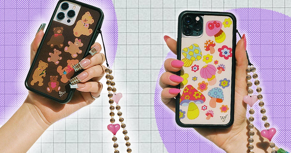 step-by-step-guide-putting-on-phone-charms