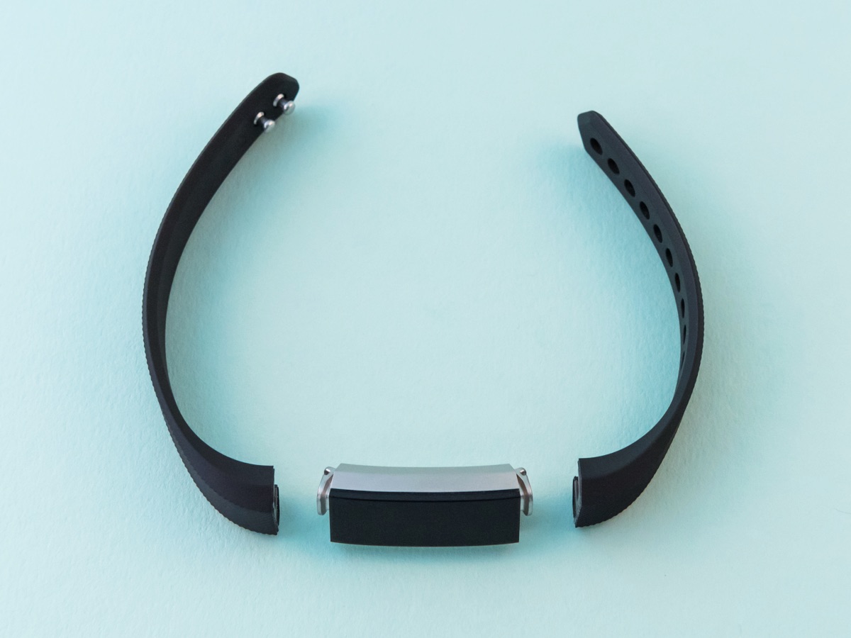 Style Switch: Changing Your Alta Fitbit Band