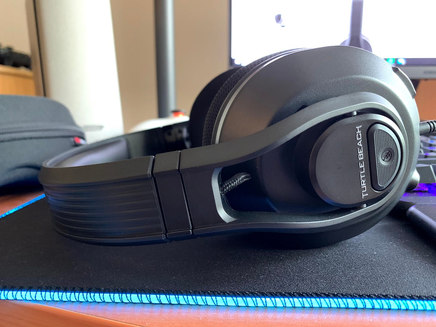Turtle Beach Audio Woes: Troubleshooting Self-hearing Issues