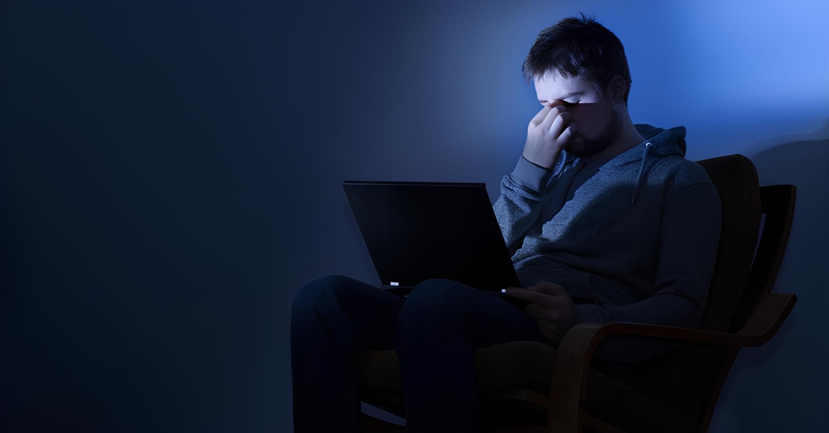 Understanding The Feeling Of A Blue Light Headache