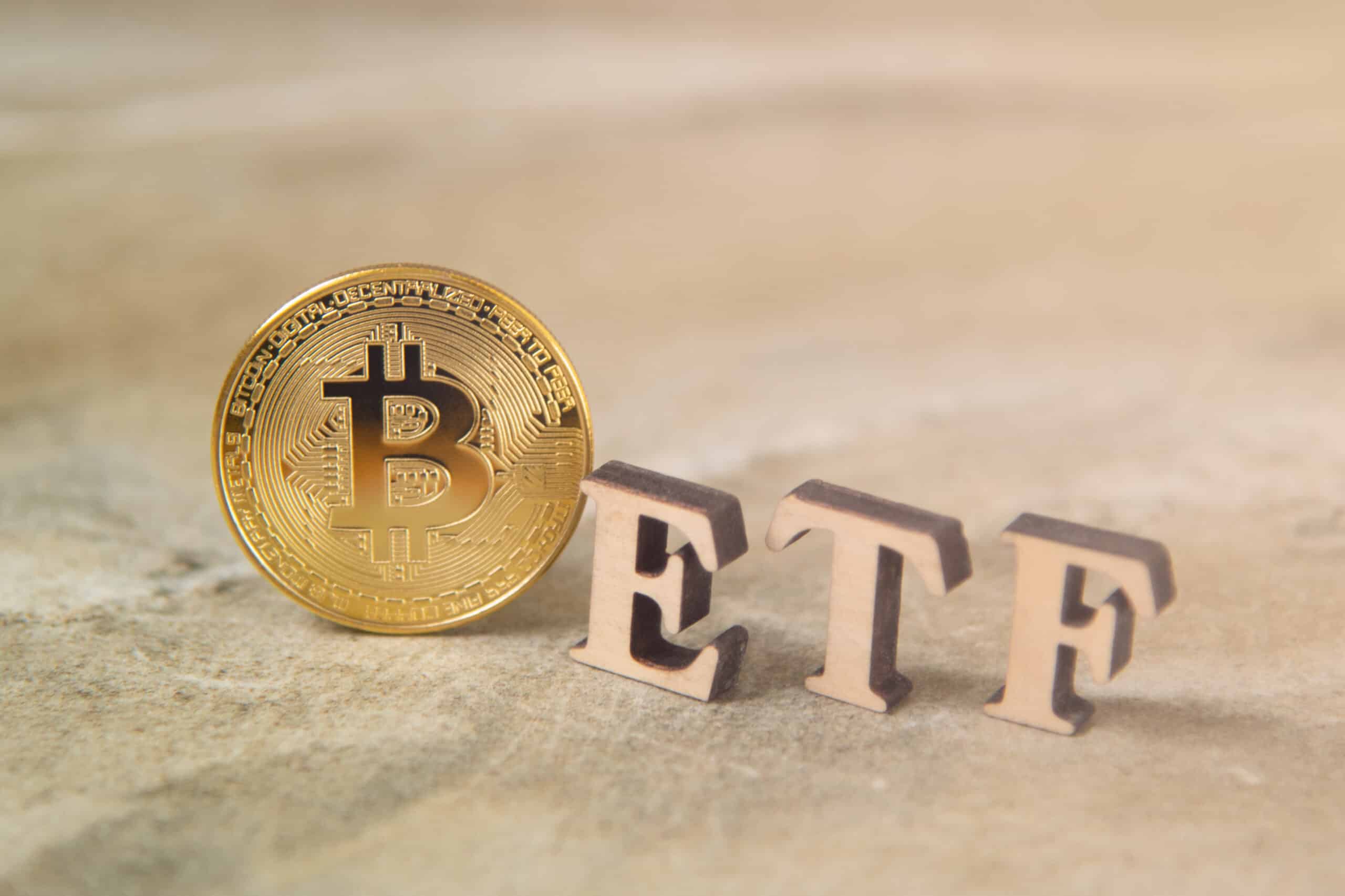 US Approves 11 Spot Bitcoin ETF Applications From Various Issuers