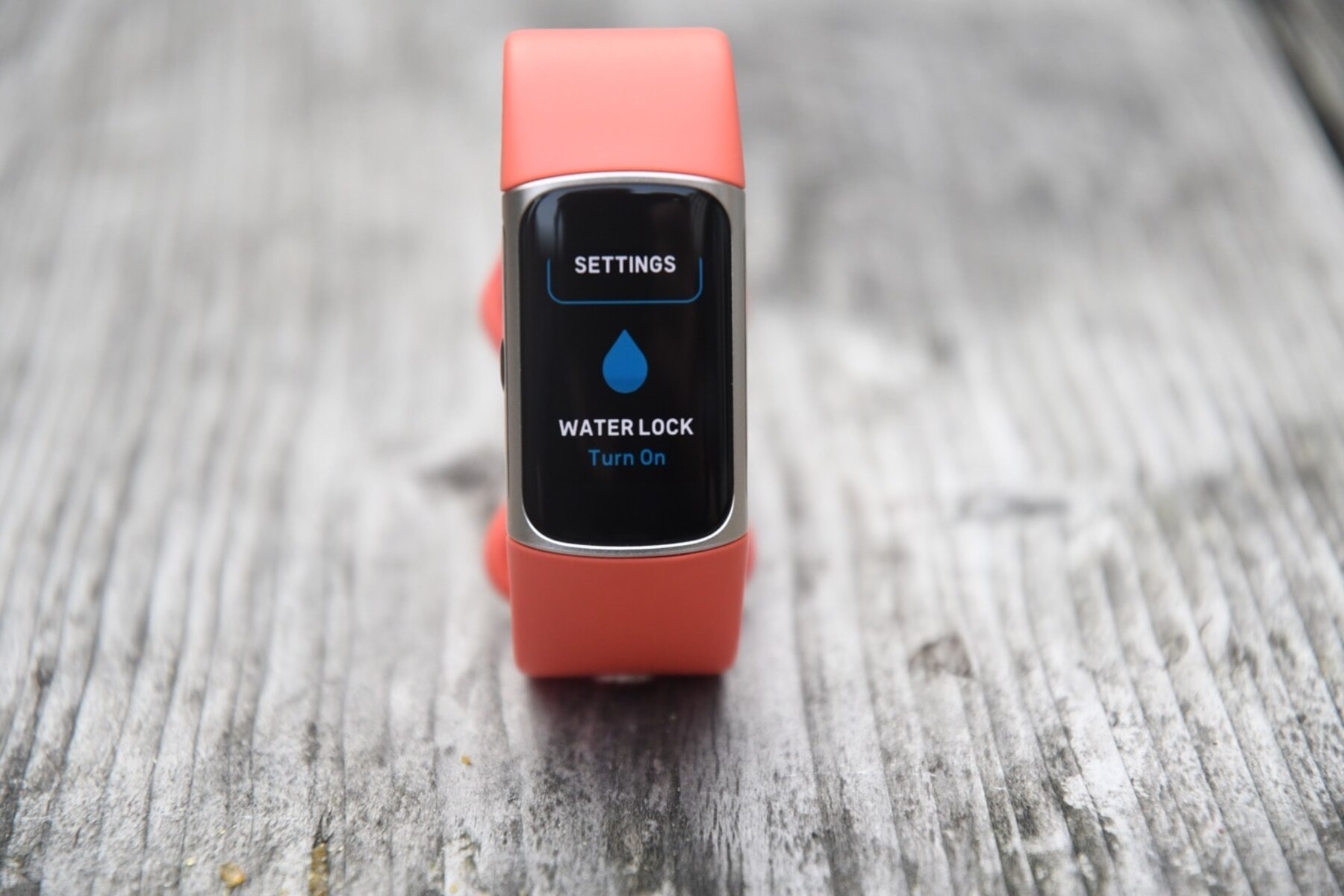 Water Lock Wisdom: Understanding The Function Of Water Lock On Fitbit