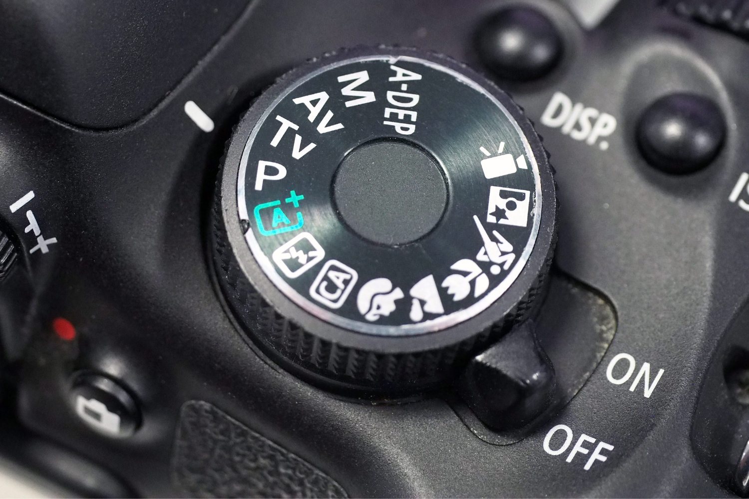 What Are The Different Modes On A DSLR Camera