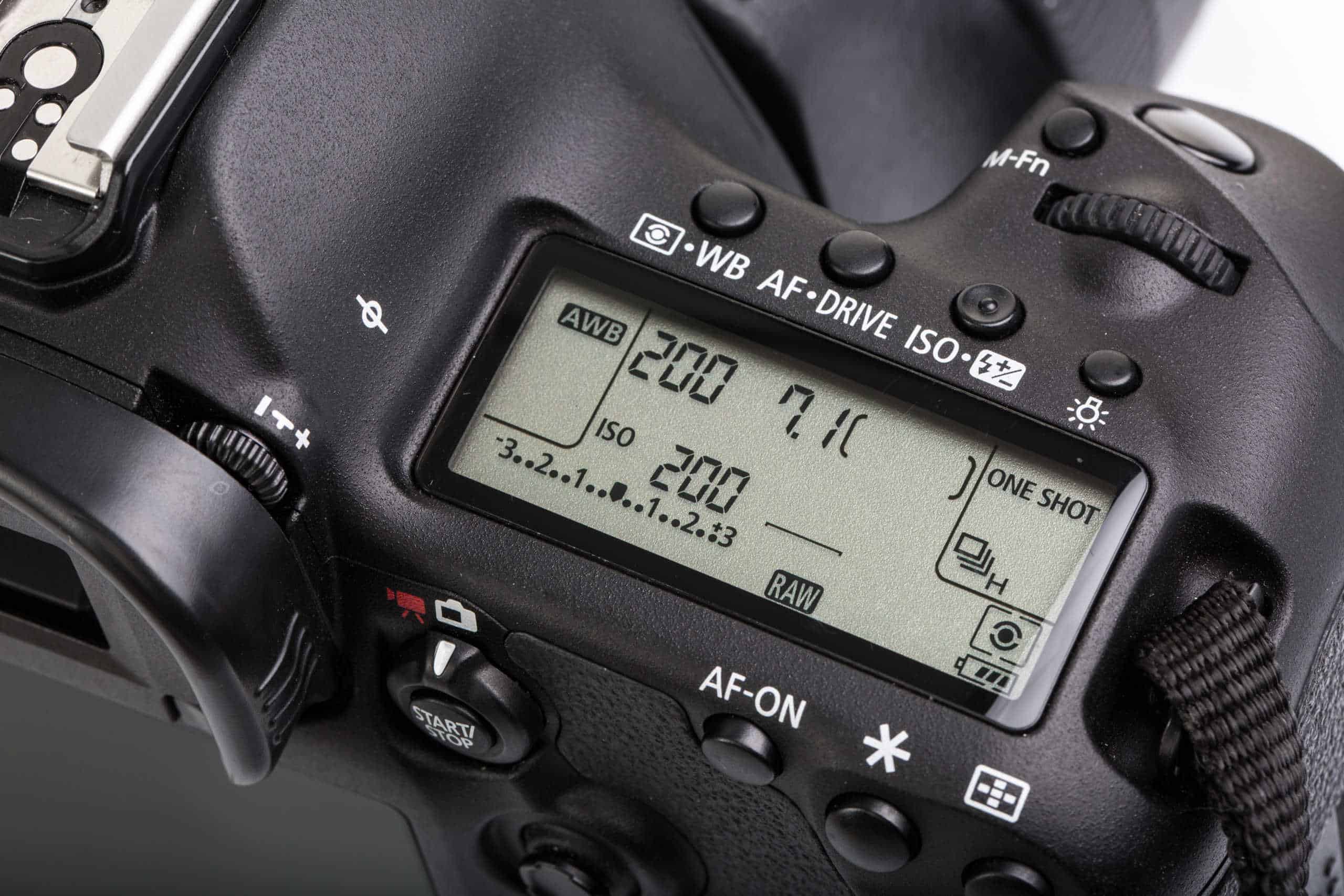 What Iso Range Should I Look Out For As I Buy A DSLR Camera