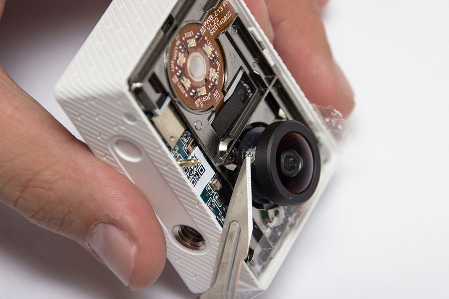 who-repairs-yi-discovery-action-camera